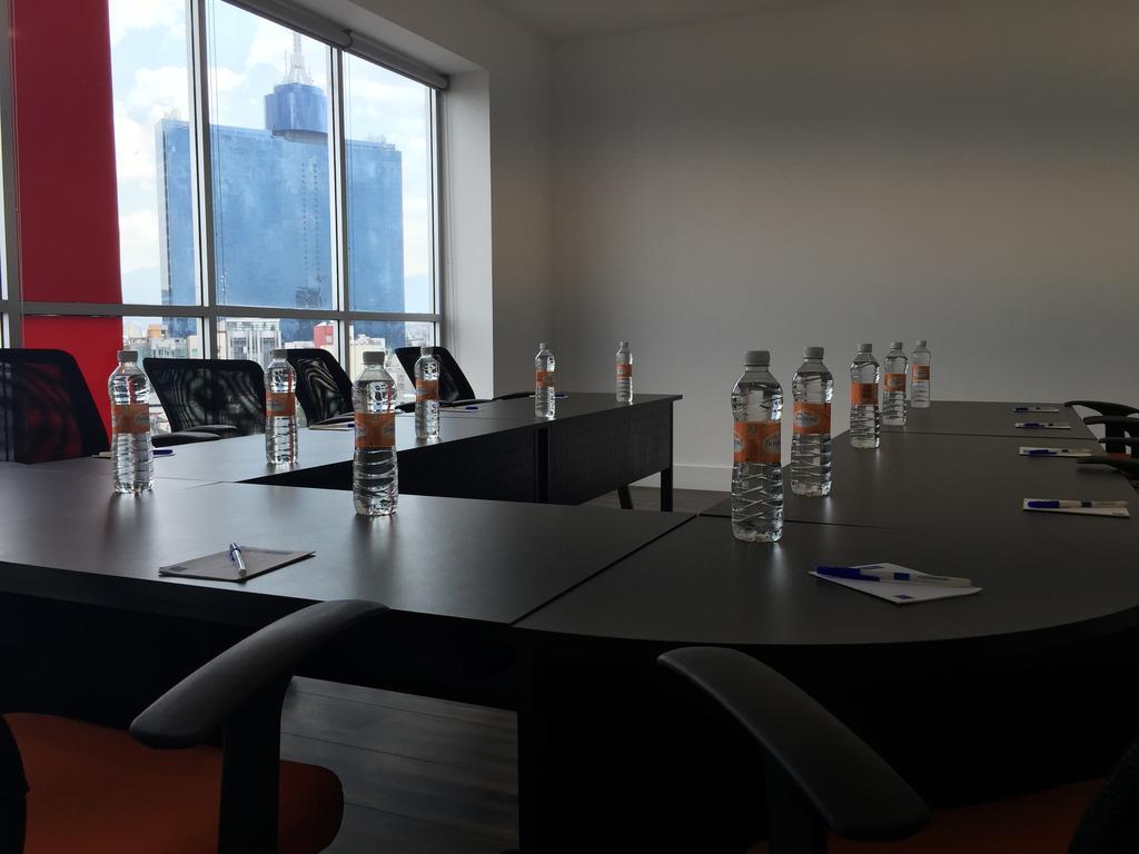 Tryp By Wyndham Mexico City World Trade Center Area Экстерьер фото